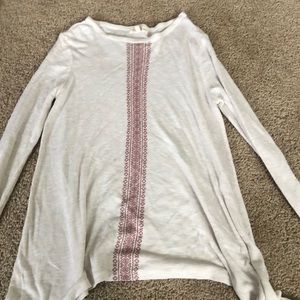 White Long Sleeve Thin Shirt w/ Red Patterns